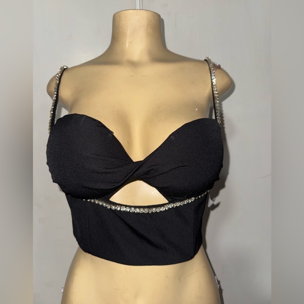 AKIRA top size small